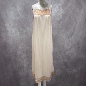 Vintage Cream Nightgown with Beige Lace Trim